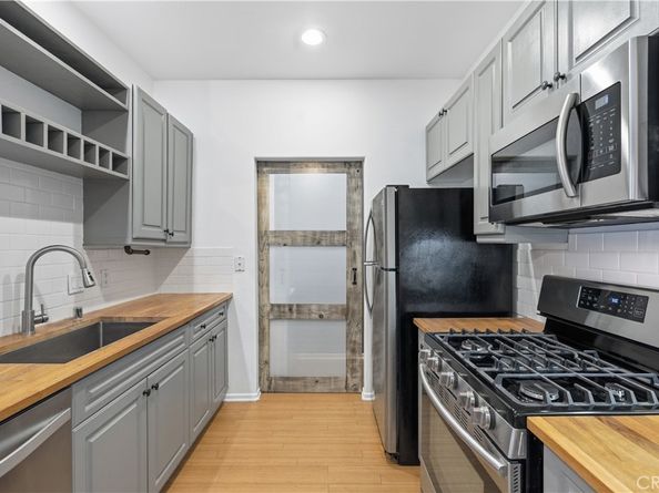 2311 Watermarke, Irvine CA 92612