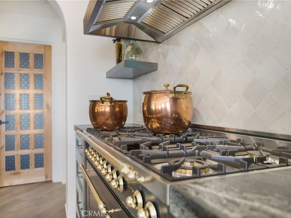 825 Coast View, Laguna Beach CA 92651