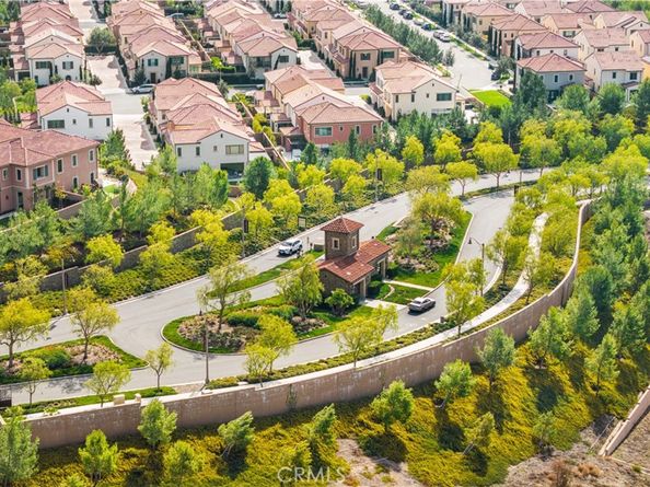 168 Somera, Irvine CA 92602