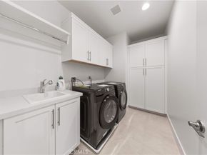 168 Somera, Irvine CA 92602