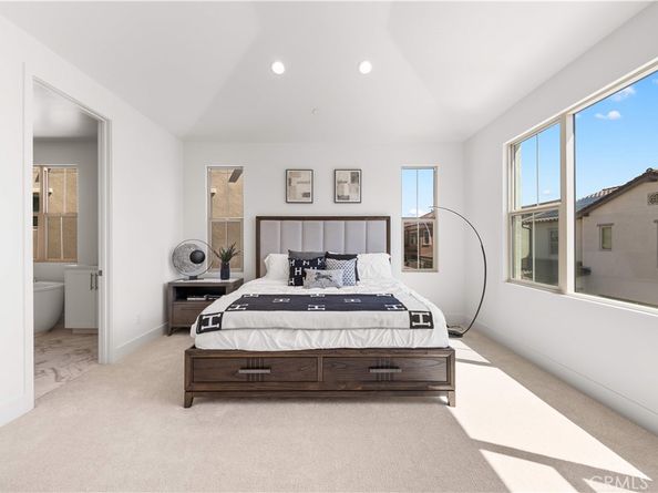 168 Somera, Irvine CA 92602