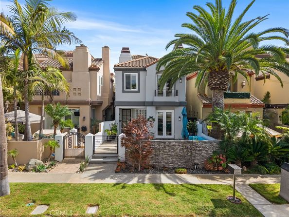 620 22nd, Huntington Beach CA 92648