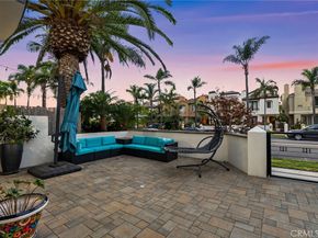 620 22nd, Huntington Beach CA 92648