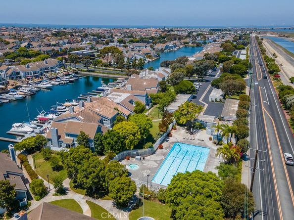 3682 Montego Drive, Huntington Beach CA 92649