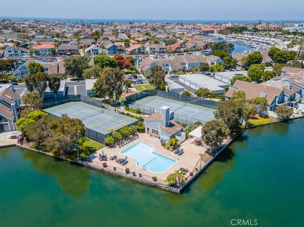 3682 Montego Drive, Huntington Beach CA 92649