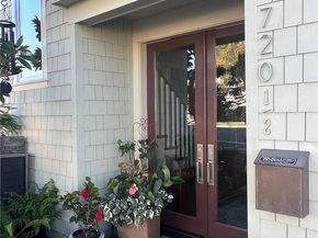 720 1/2 Poinsettia Ave, Corona Del Mar CA 92625