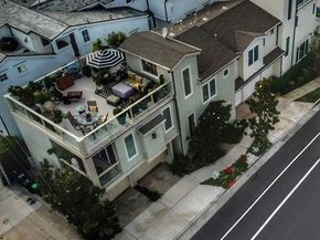 720 1/2 Poinsettia Ave, Corona Del Mar CA 92625