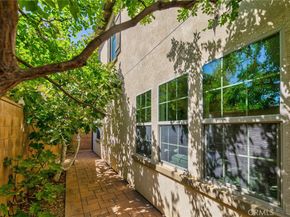 177 Firefly, Irvine CA 92618