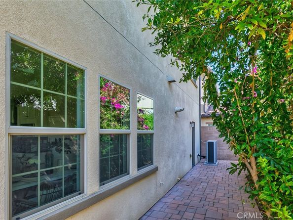 177 Firefly, Irvine CA 92618