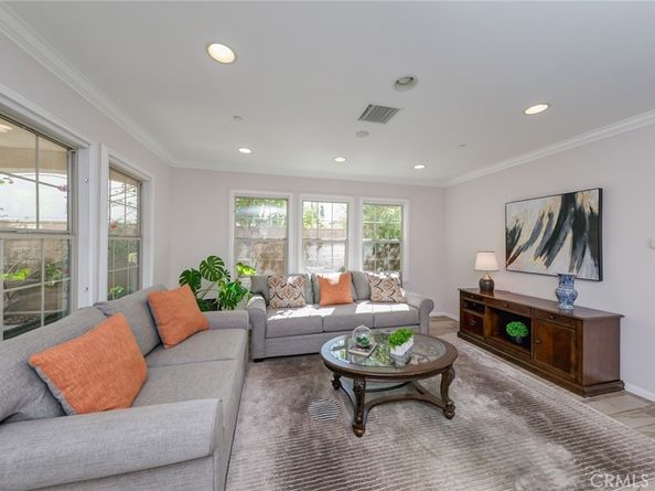 177 Firefly, Irvine CA 92618