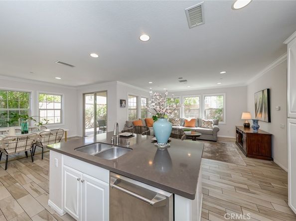 177 Firefly, Irvine CA 92618