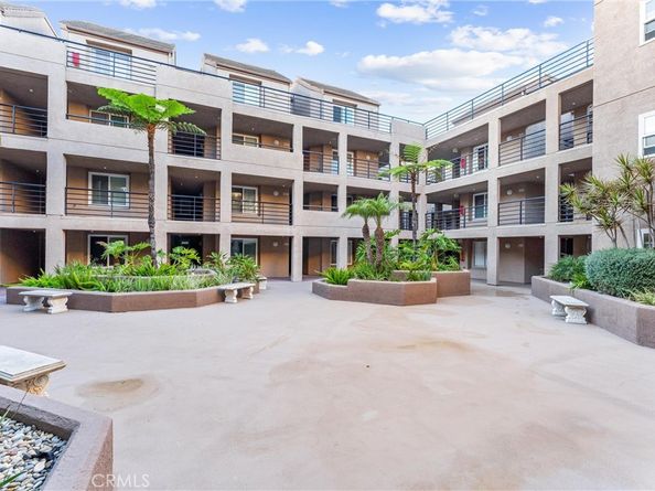 1200 Pacific Coast 102, Huntington Beach CA 92648