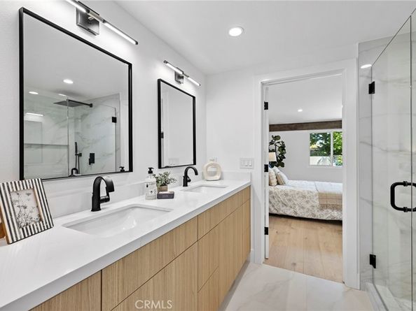 558 Vista Flora, Newport Beach CA 92660