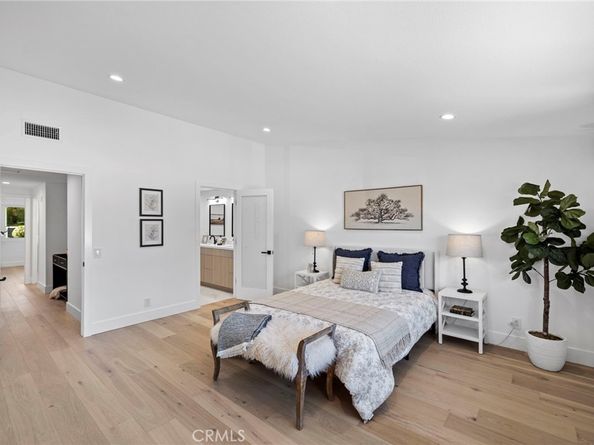 558 Vista Flora, Newport Beach CA 92660