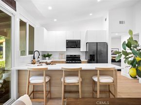 558 Vista Flora, Newport Beach CA 92660