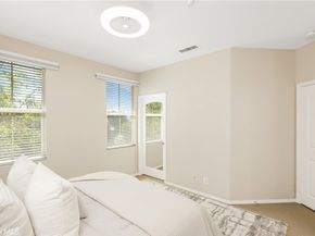 23 Crosspointe, Irvine CA 92618