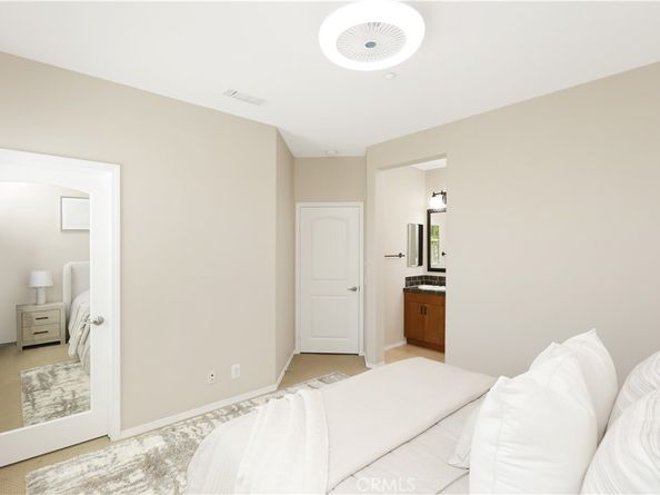 23 Crosspointe, Irvine CA 92618