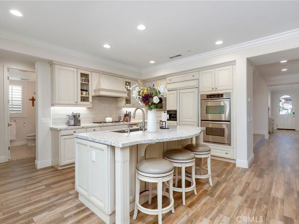 907 Heron Circle, Seal Beach CA 90740