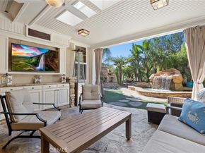 907 Heron Circle, Seal Beach CA 90740