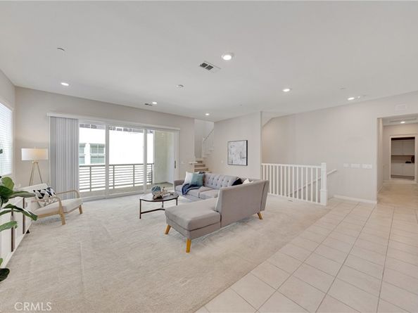 104 Sculpture, Irvine CA 92618