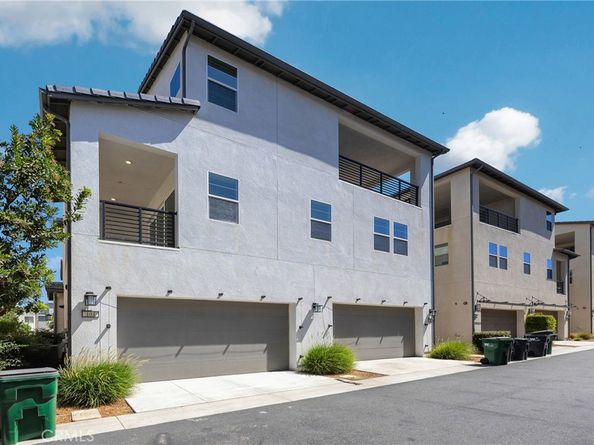 104 Sculpture, Irvine CA 92618