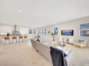 104 Sculpture, Irvine CA 92618
