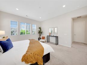 104 Sculpture, Irvine CA 92618