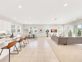 104 Sculpture, Irvine CA 92618