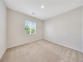104 Sculpture, Irvine CA 92618