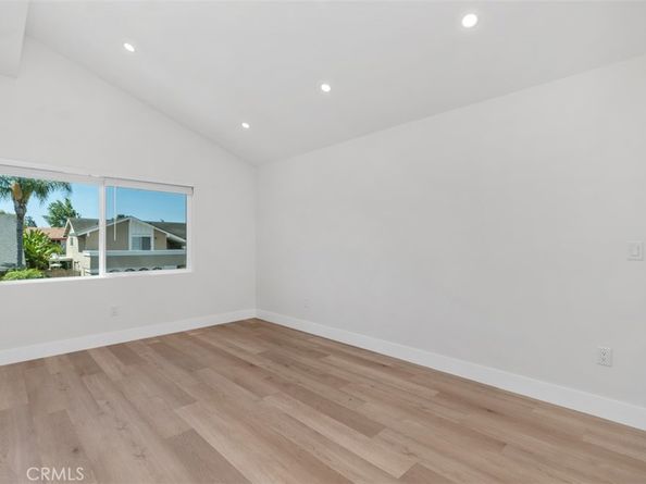 3871 Hendrix Street, Irvine CA 92614