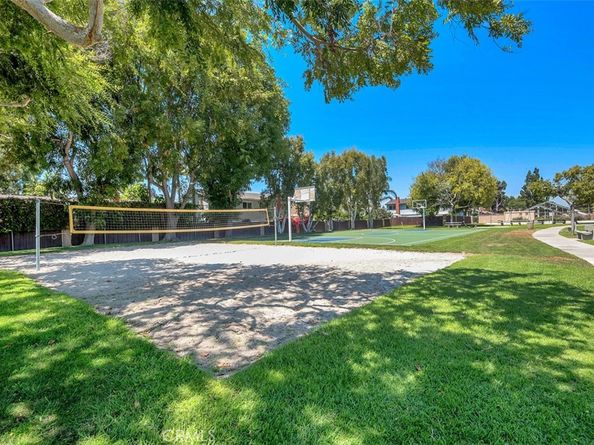 3871 Hendrix Street, Irvine CA 92614