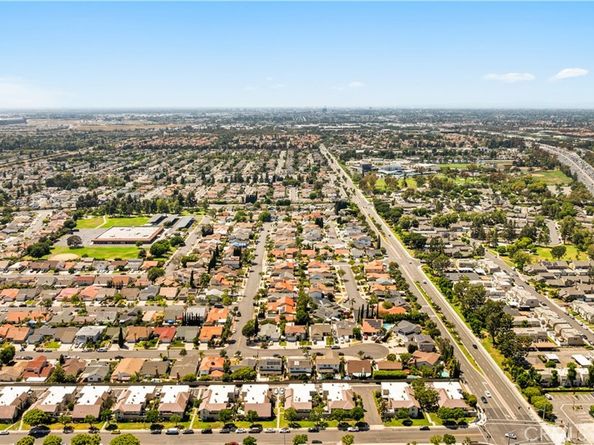 54 Kazan Street 27, Irvine CA 92604
