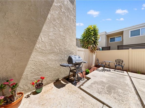 54 Kazan Street 27, Irvine CA 92604