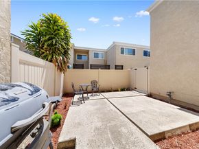 54 Kazan Street 27, Irvine CA 92604