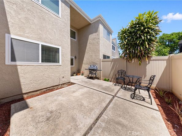 54 Kazan Street 27, Irvine CA 92604