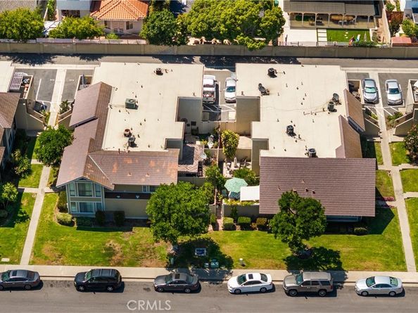 54 Kazan Street 27, Irvine CA 92604