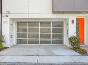 1269 Westreef, Costa Mesa CA 92627