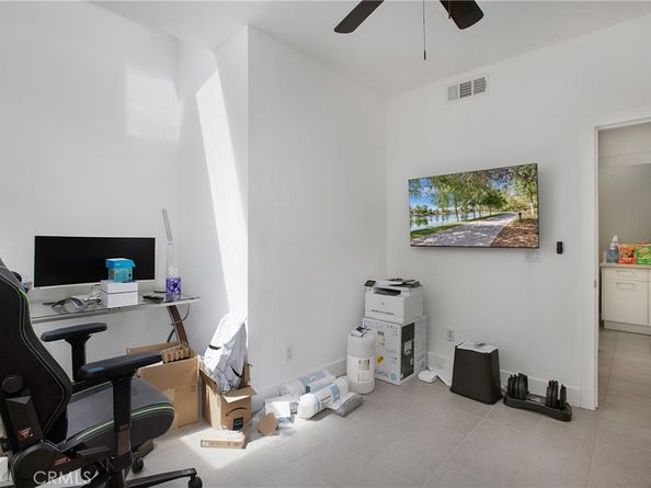 1269 Westreef, Costa Mesa CA 92627