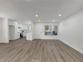 6672 Sun Drive B, Huntington Beach CA 92647