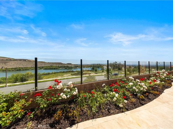 163 Summerland, Irvine CA 92602