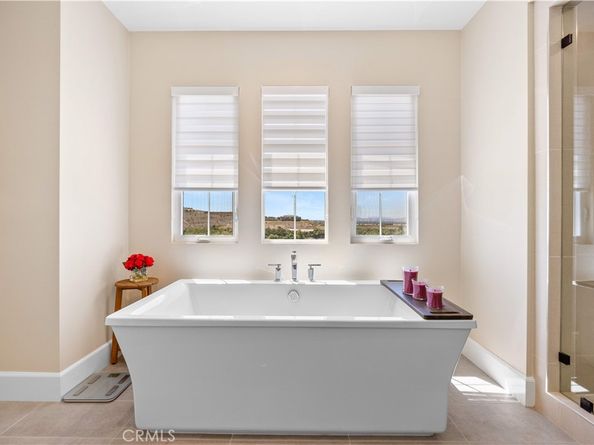 163 Summerland, Irvine CA 92602