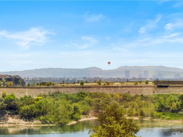 163 Summerland, Irvine CA 92602