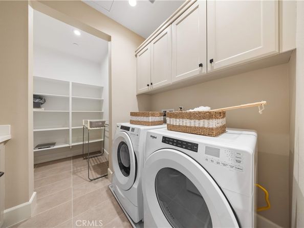 163 Summerland, Irvine CA 92602