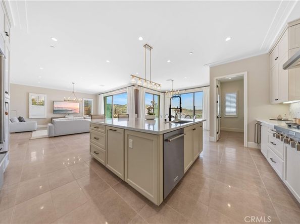 163 Summerland, Irvine CA 92602