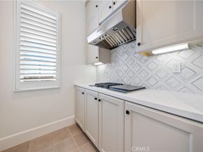 163 Summerland, Irvine CA 92602