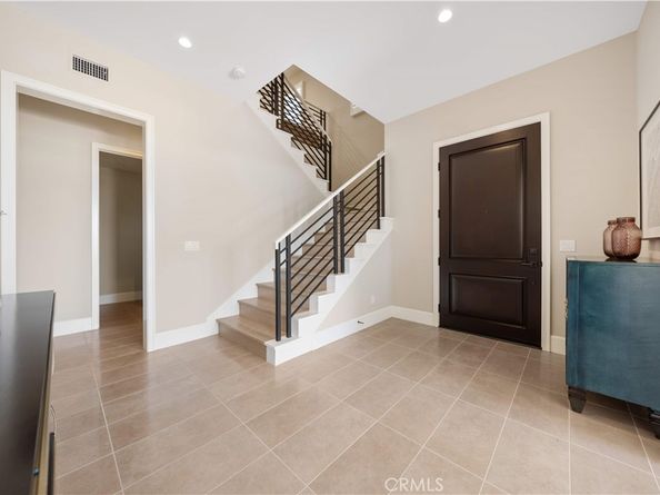 163 Summerland, Irvine CA 92602