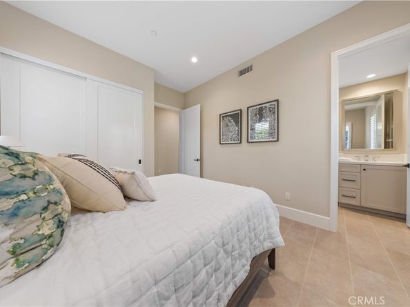 163 Summerland, Irvine CA 92602