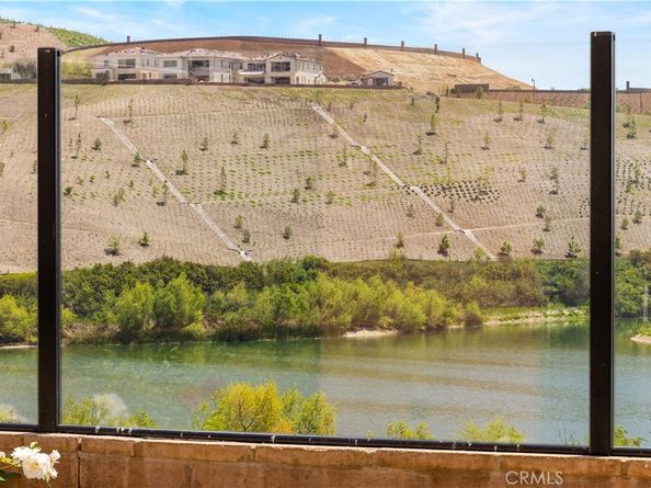 163 Summerland, Irvine CA 92602