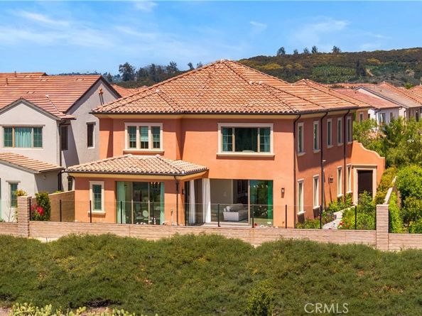 163 Summerland, Irvine CA 92602