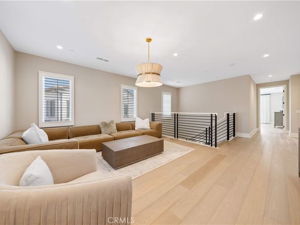 163 Summerland, Irvine CA 92602